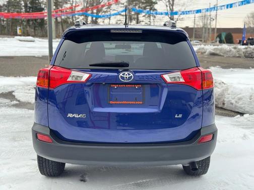 2015 Toyota RAV4 LE