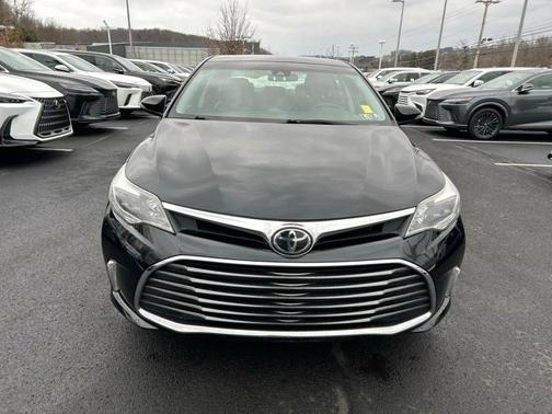 2018 Toyota Avalon XLE