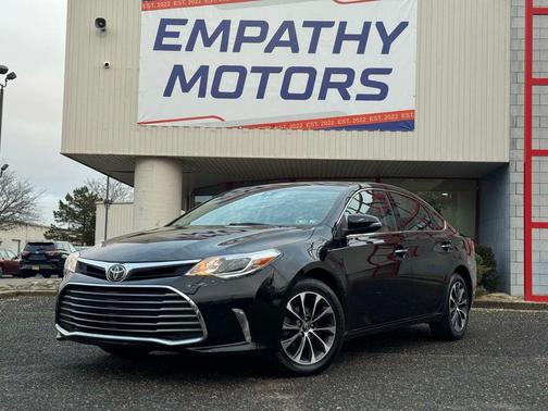 2018 Toyota Avalon XLE