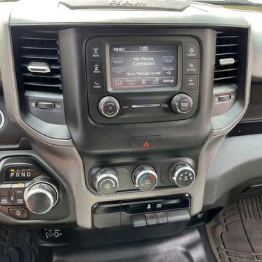 Bright White Clearcoat 2022 RAM 1500 Tradesman