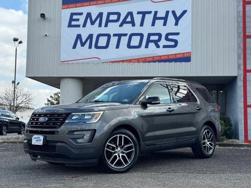 Gray 2017 Ford Explorer sport