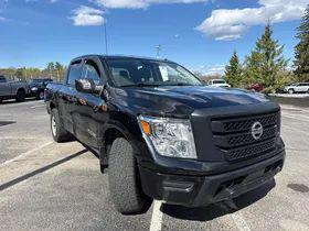 Super Black 2020 Nissan Titan S