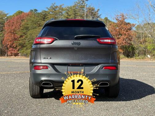 2016 Jeep Cherokee Sport