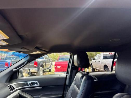 Ruby Red Metallic Tinted Clearcoat 2015 Ford Explorer XLT