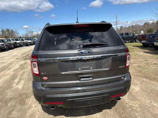 Ruby Red Metallic Tinted Clearcoat 2015 Ford Explorer XLT