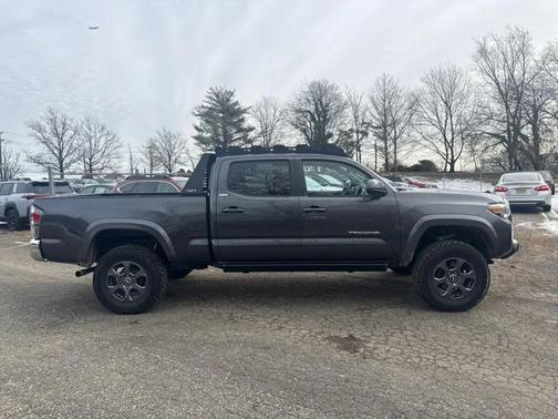 2016 Toyota Tacoma SR5