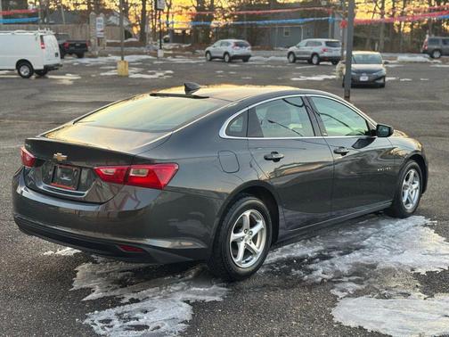 2017 Chevrolet Malibu 1LS