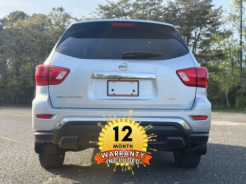 2017 Nissan Pathfinder S