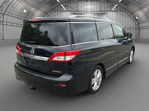 2015 Nissan Quest Platinum
