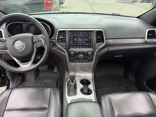 Diamond Black Crystal Pearlcoat 2018 Jeep Grand Cherokee Limited