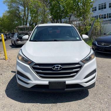 Dazzling White 2018 Hyundai TUCSON Sport
