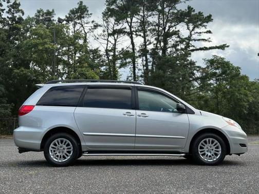 2007 Toyota Sienna LE