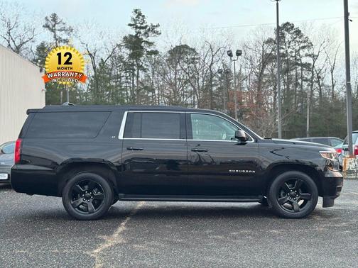 2017 Chevrolet Suburban LT