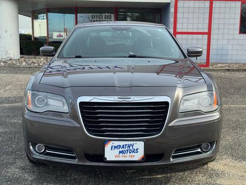 2014 Chrysler 300 S
