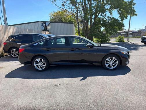 Crystal Black Pearl 2019 Honda Accord LX