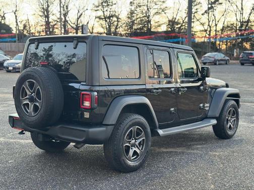 2018 Jeep Wrangler Unlimited Sport