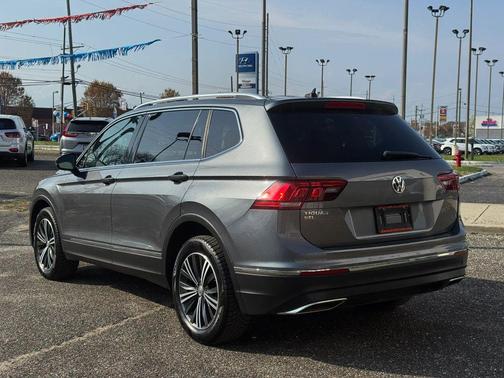 2018 Volkswagen Tiguan 2.0T SEL