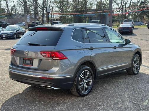 2018 Volkswagen Tiguan 2.0T SEL