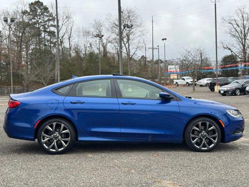 2016 Chrysler 200 S