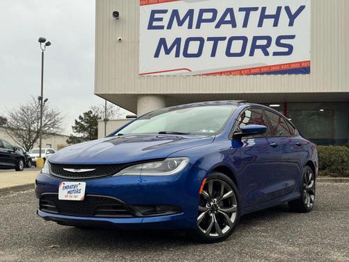 2016 Chrysler 200 S