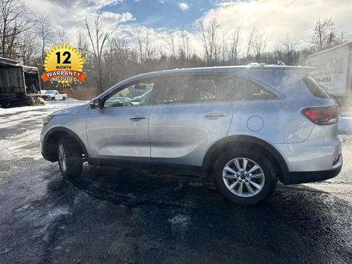 2020 Kia Sorento LX