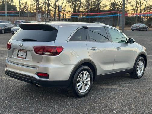2020 Kia Sorento LX