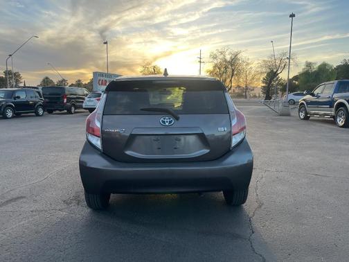 2015 Toyota Prius c Two