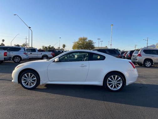2012 INFINITI G37x Base