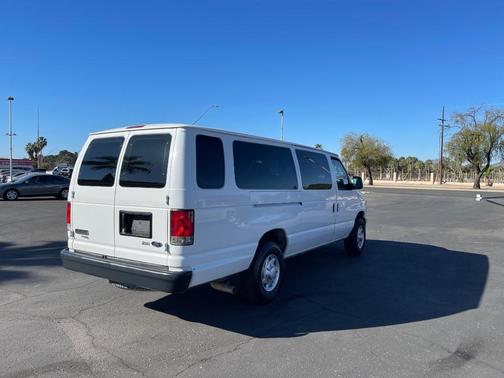 White 2014 Ford E350 Super Duty XL