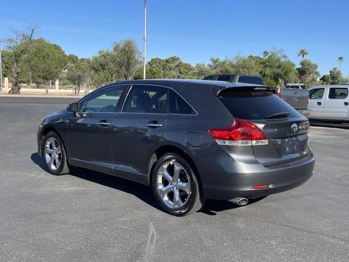 Gray 2009 Toyota Venza