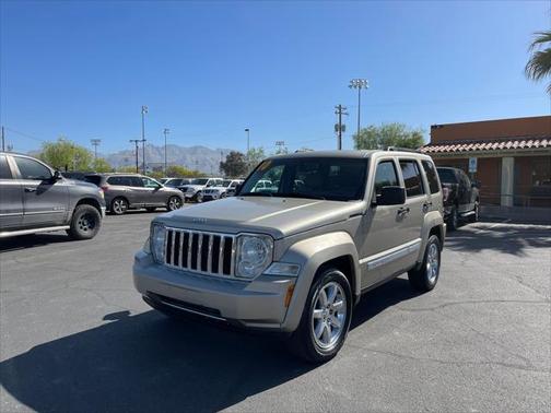Gold 2010 Jeep Liberty Limited