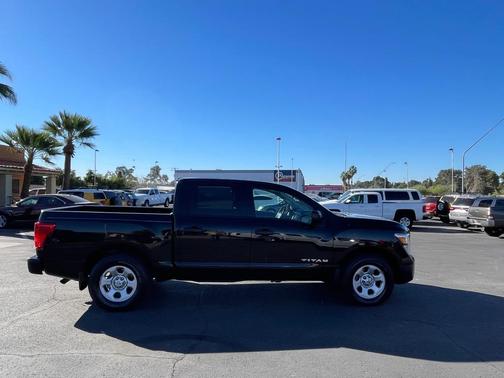 Magnetic Black 2019 Nissan Titan S