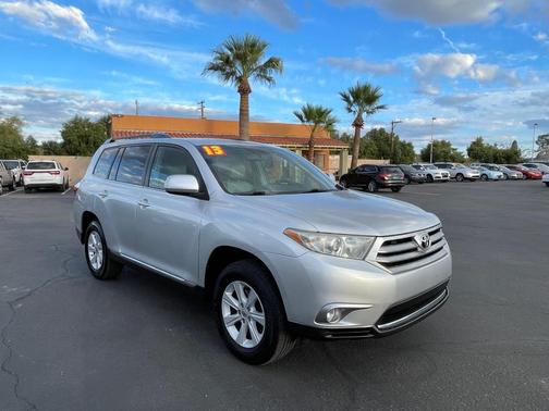 2013 Toyota Highlander SE