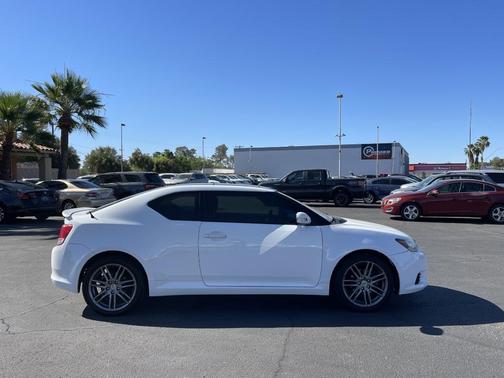 White 2013 Scion tC