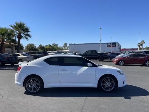 White 2013 Scion tC