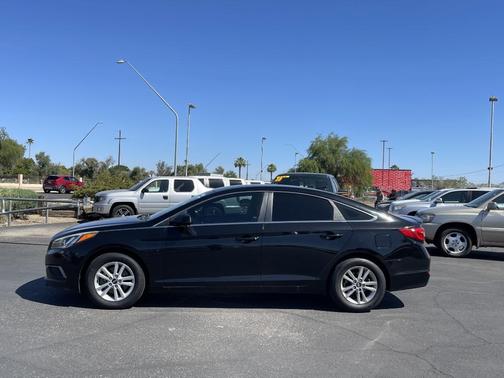 Phantom Black 2016 Hyundai SONATA 2.4