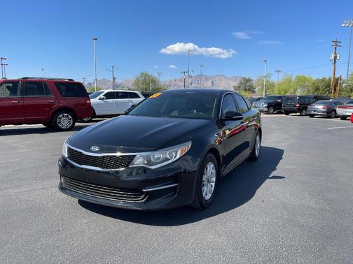 2017 Kia Optima LX