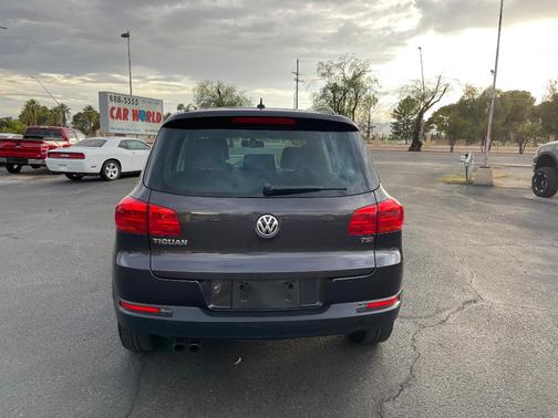 2016 Volkswagen Tiguan R-Line