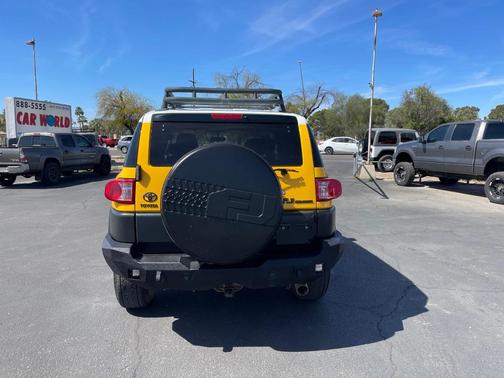 Yellow 2007 Toyota FJ Cruiser