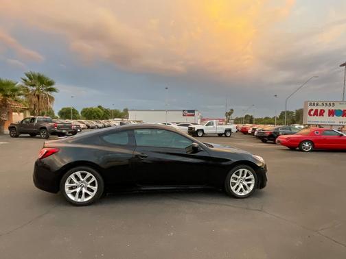 2013 Hyundai Genesis Coupe 2.0T Premium