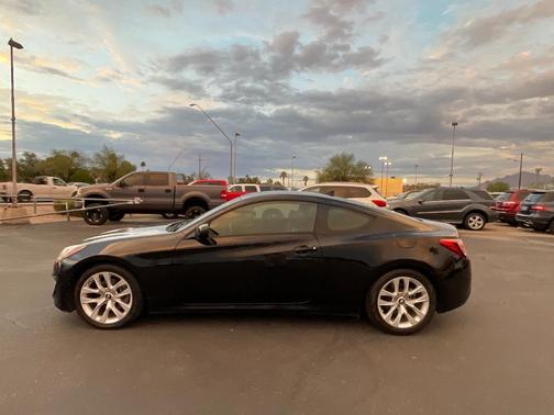 2013 Hyundai Genesis Coupe 2.0T Premium