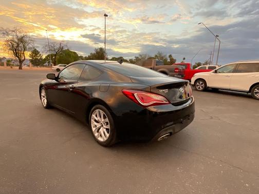 2013 Hyundai Genesis Coupe 2.0T Premium