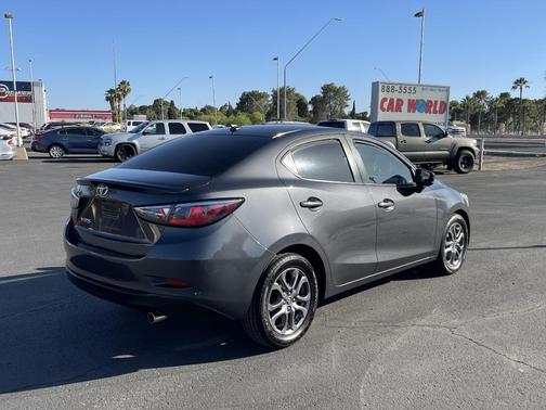 Gray 2019 Toyota Yaris Sedan L