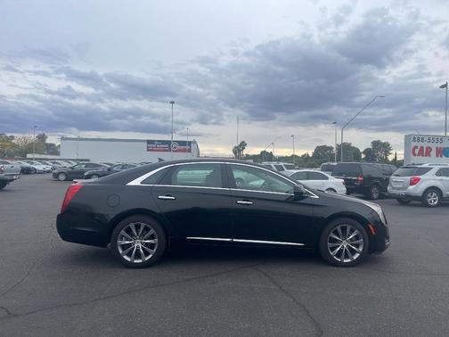 2013 Cadillac XTS Base