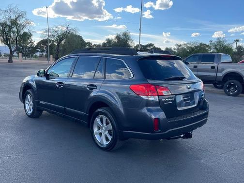 Graphite Gray Metallic 2013 Subaru Outback 2.5i Limited