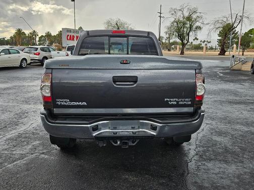 2015 Toyota Tacoma 