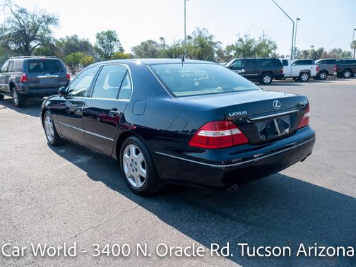 Photo 3 of 22 of 2005 Lexus LS 430