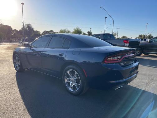2015 Dodge Charger SE