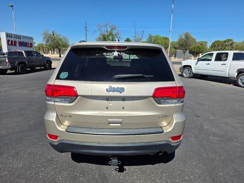 Gold 2014 Jeep Grand Cherokee Laredo