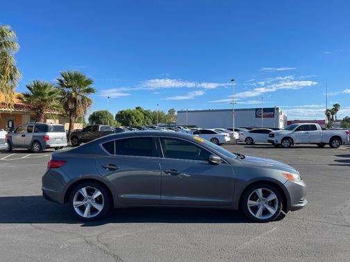 2013 Acura ILX 2.0L Technology
